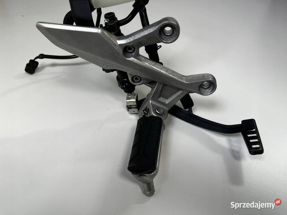 HONDA CBR 500 R 19 Set prawy kierowcy przód kpl Łobżenica