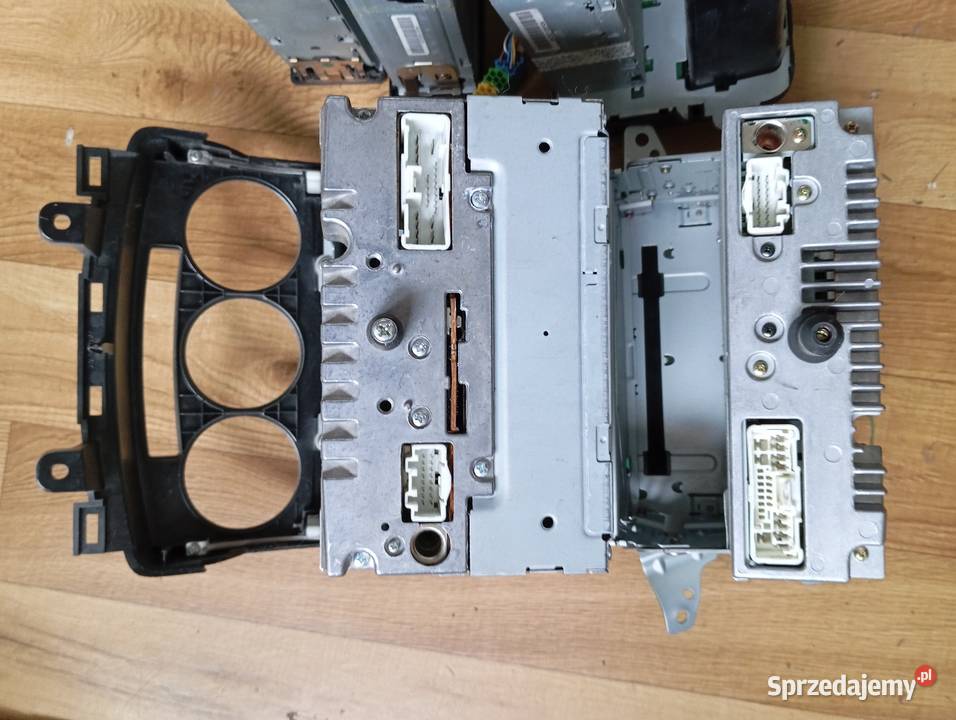 Zestaw radio 8 sztuk CD nawigacja SKODA RANAULT dolnośląskie