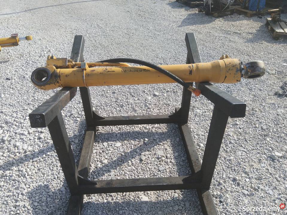 Siłownik Liebherr A R 916 922 317 924 313 D142 świętokrzyskie sprzedam