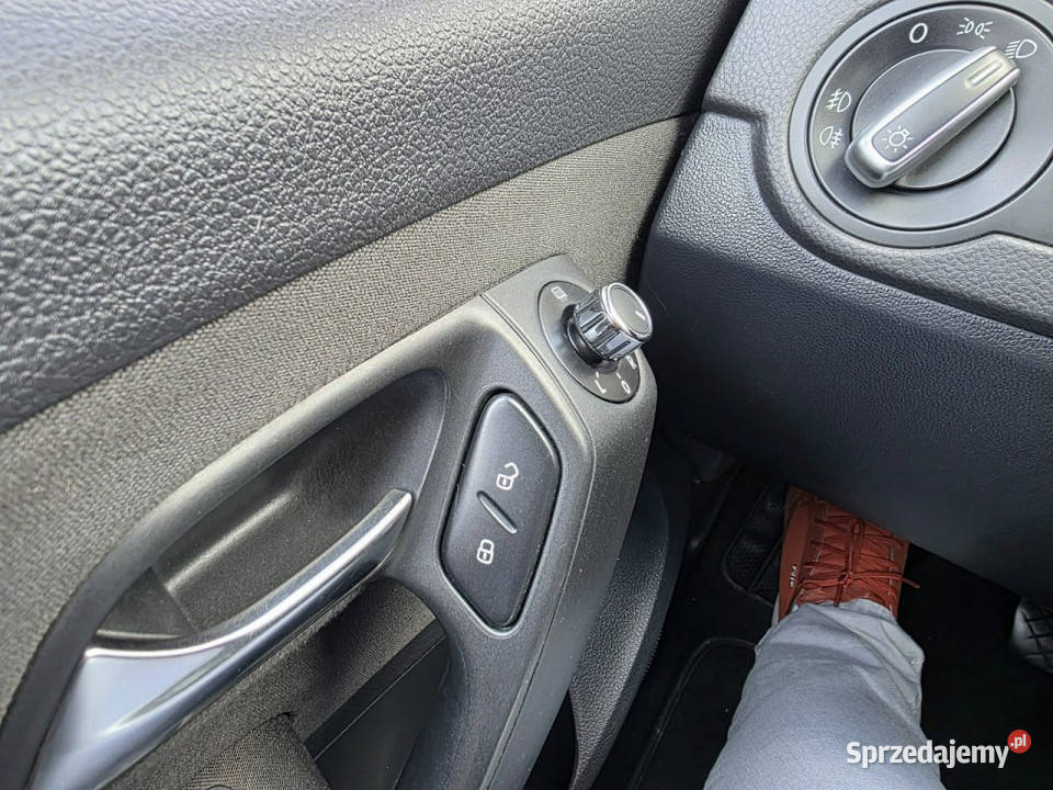 Volkswagen Polo 16 TDI 90 Klimatyzacja Grzane ASR (kontrola trakcji) Słupsk