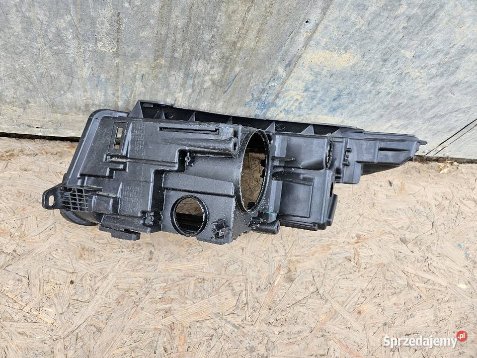 LAND ROVER EVOQUE PUSZKA LAMPY PRAWA XENON Motoryzacja Międzychód sprzedam