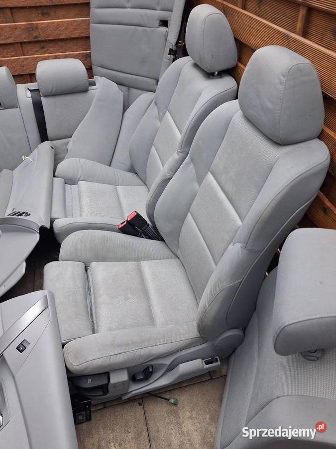 Siedzenia fotele grzane boczki bmw e 61 przed Rok produkcji 2005 Brusy sprzedam