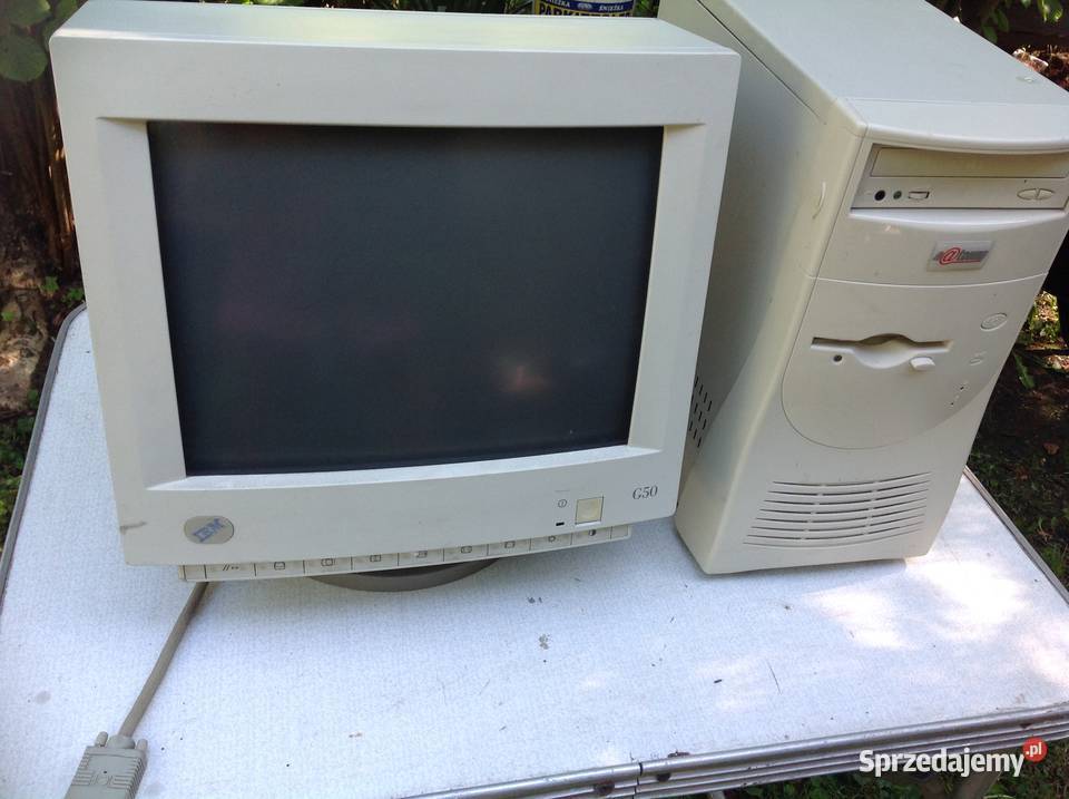 Stary Komputer Monitor IBM G 50 Nowa Sól