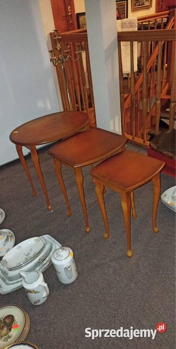 Antyczne stoliki wsuwane w siebie 3 sztuki w Meble Gdańsk sprzedam