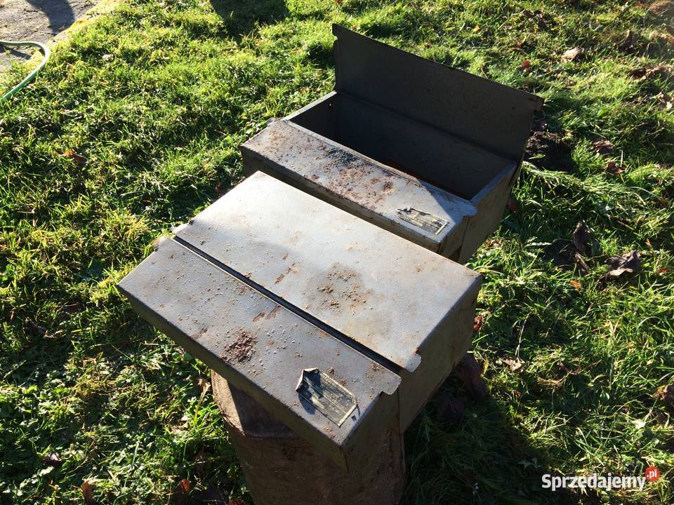 Fiat 126P skrzynki narzędziowe schowki pod