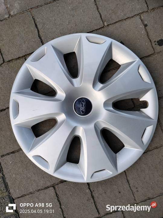 Sprzedam kołpaki do Forda Focusa R16 wielkopolskie Dąbcze