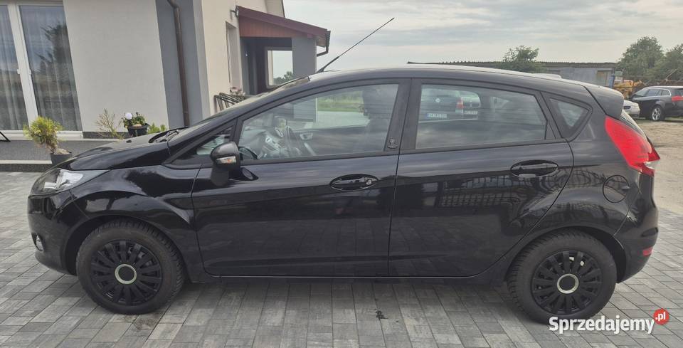 Ford Fiesta mk 7 125 Benzyna Klima Elektryka z Brudzeń Duży