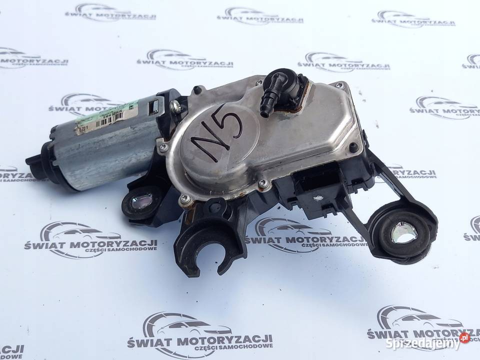 AUDI Q5 8R silniczek wycieraczki tył 8R0955711B Kielce