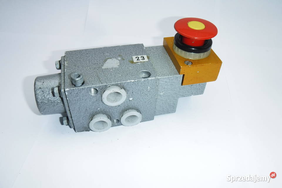 Rozdzielacz Łucznik zawór 13 gwint 38 z mazowieckie Otwock