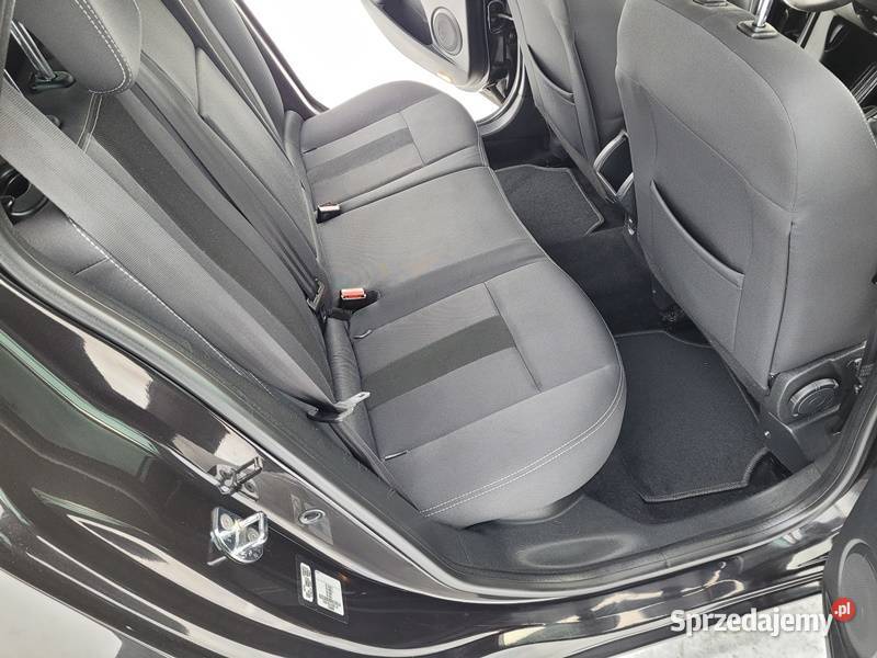 Pojemne i oszczędne kombi ABS