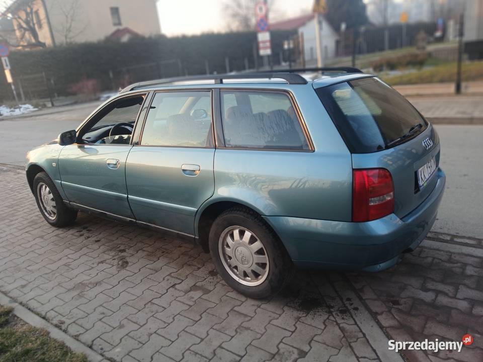 AUDI A4 AVANT 18 TURBOGAZ AUTOMAT Kraków