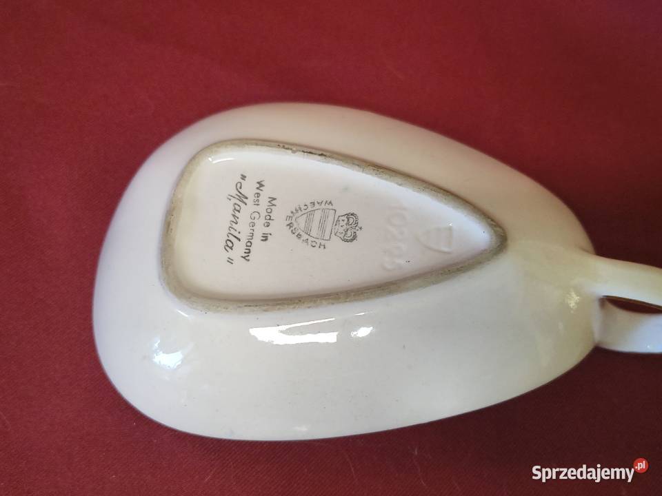 Zestaw porcelanowych spodeczków liście Chorzew