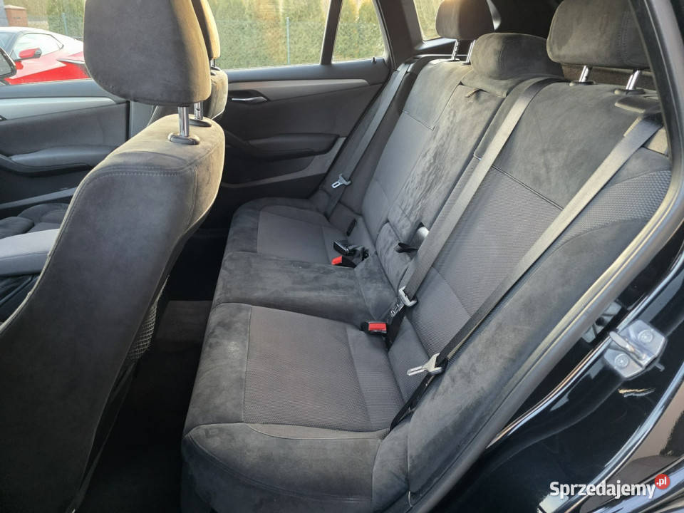 BMW X1 fabryczny M pakiet bezwypadkowy ALCANTARY isofix X1 Czarnków sprzedam