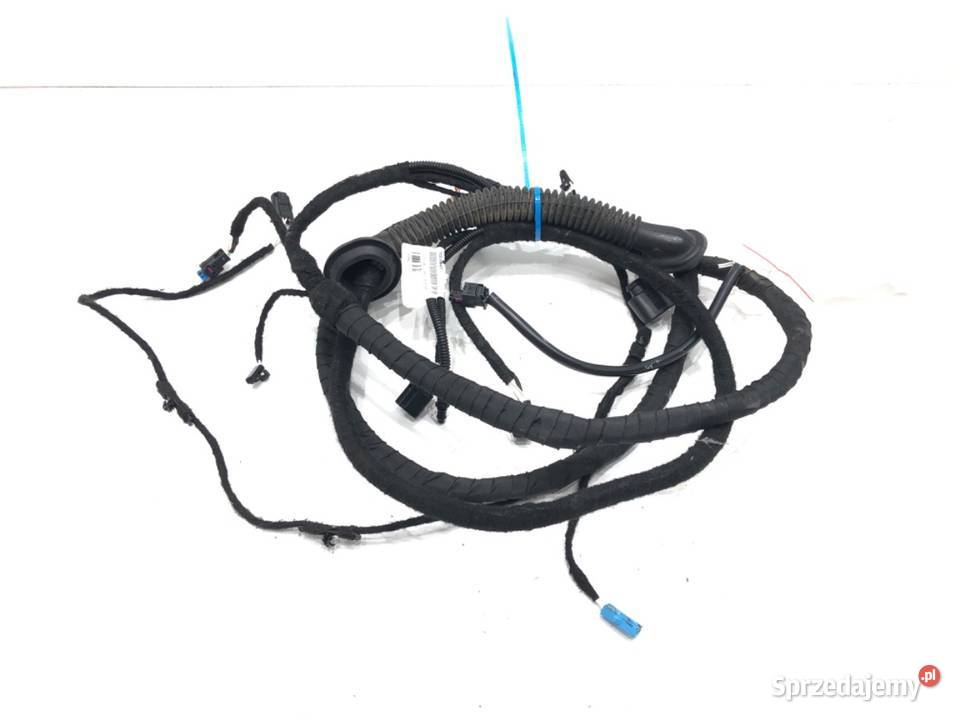 WIĄZKA KLAPY VW CADDY V 2K7971147G 20 122 Części samochodowe podkarpackie