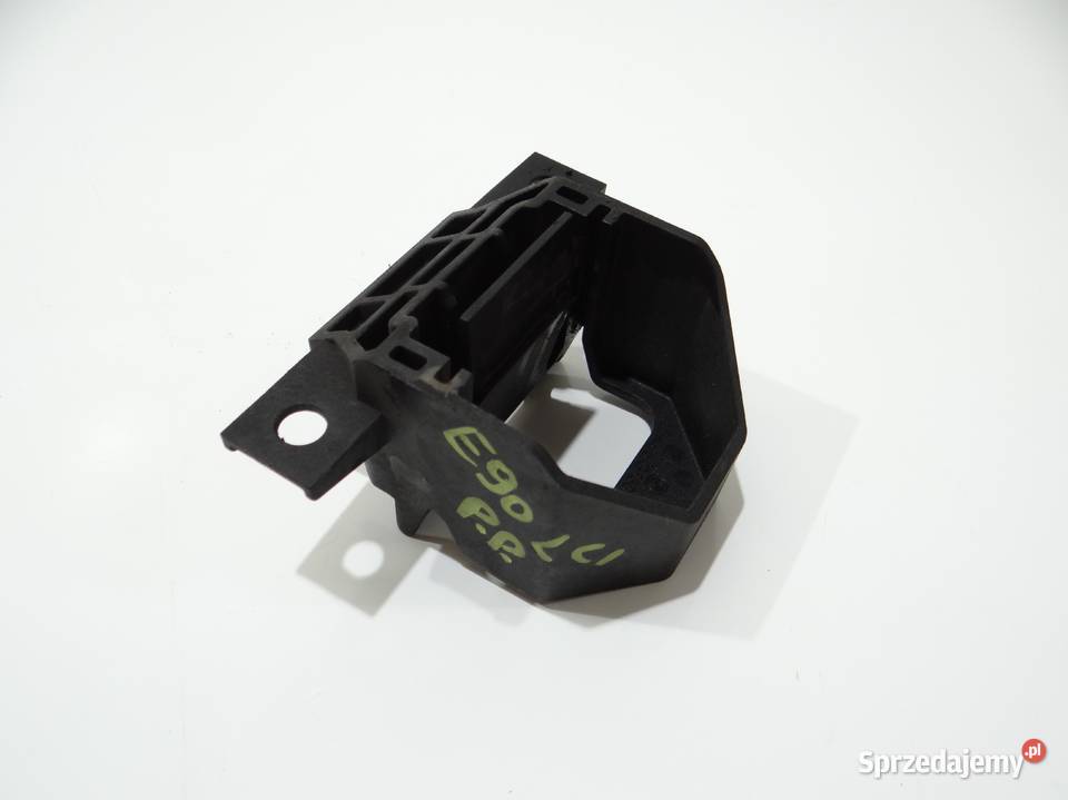 UCHWYT MOCOWANIE CHŁODNICY PRAWE BMW X1 E84 E87 Strzyżewice sprzedam