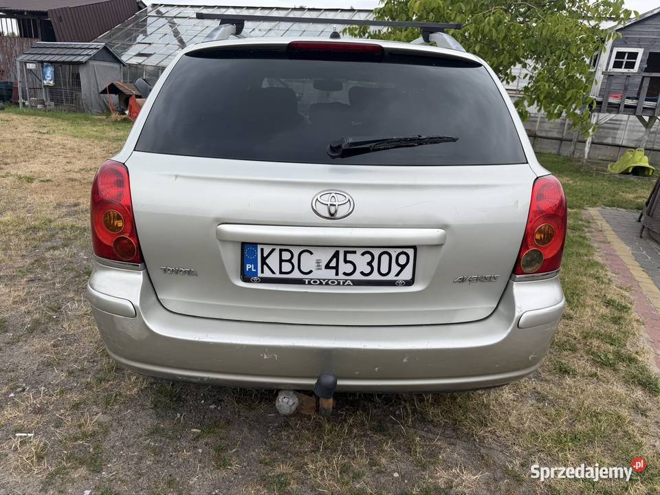Toyota Avensis 18 benzyna 2004 Radom
