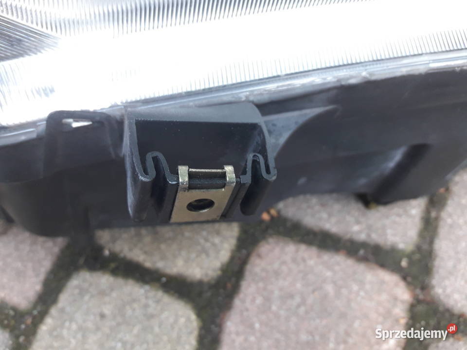 Renault Megane 1 FL 9902 Reflektor prawy osobowe Gdańsk sprzedam