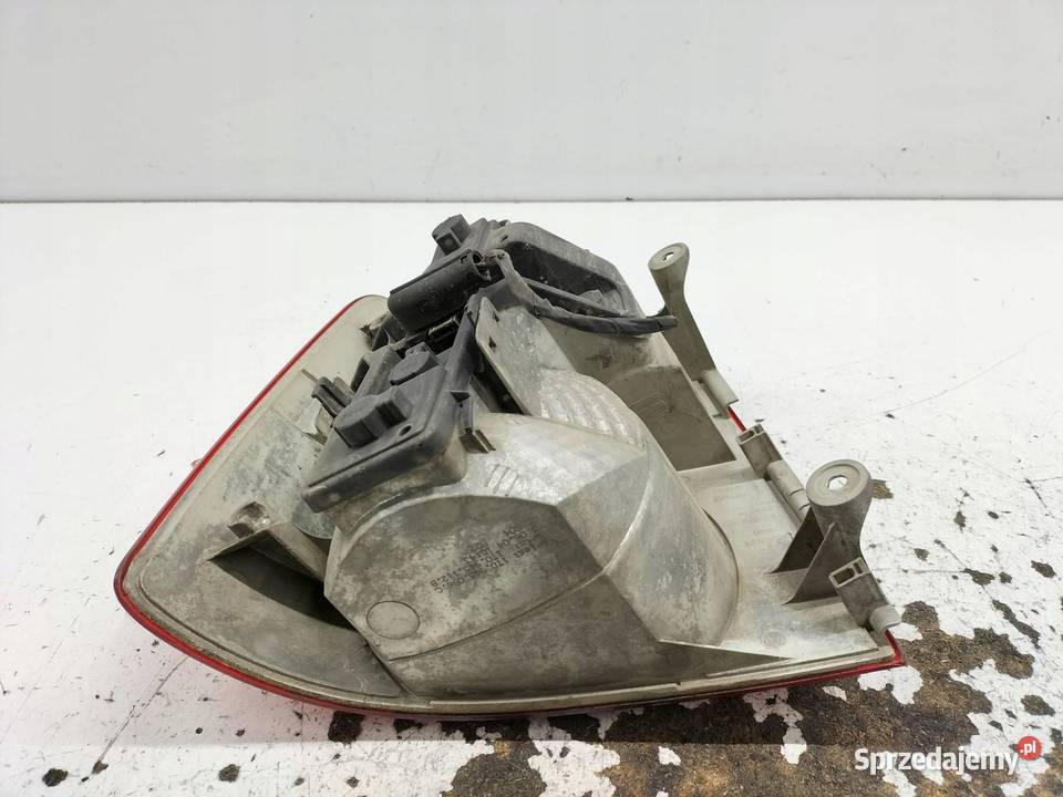 LAMPA TYŁ PRAWA EU 1T0945096C VW Volkswagen osobowe