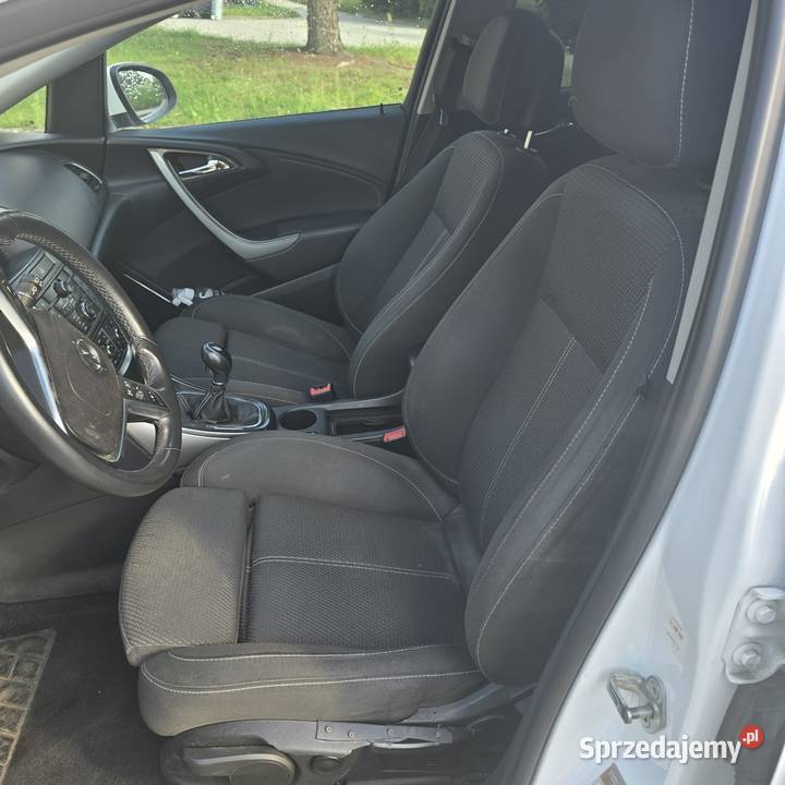 Opel Astra 2012 nieuszkodzony Astra warmińsko-mazurskie Żabi Róg