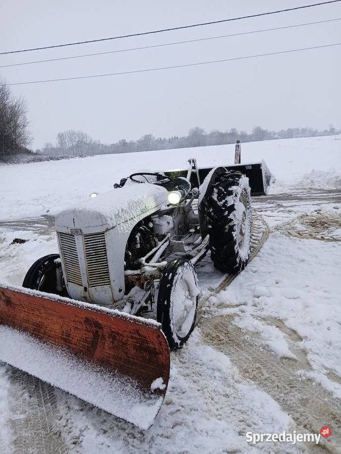 Ciągnik Mf Ta 20 ładny Nowy Korczyn
