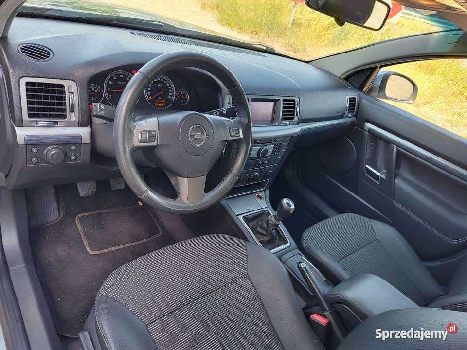 OPEL VECTRA LIFT 18 BENZYNA isofix Leszno
