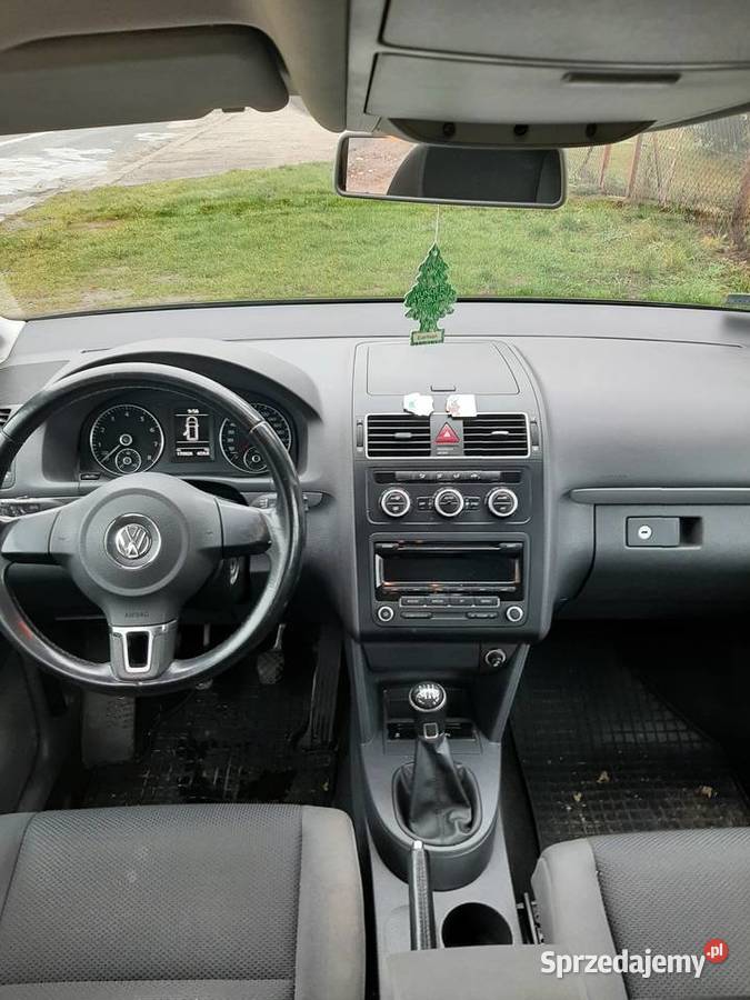 Vw Touran Rok produkcji 2012 Biała Rawska