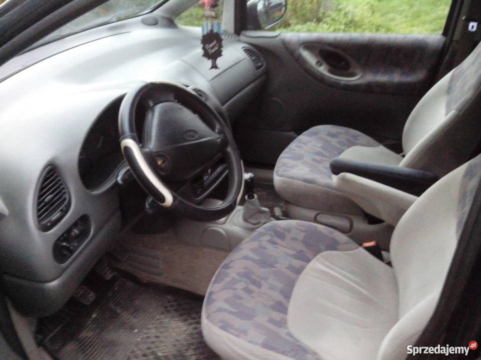 sprzedam Rok produkcji 1996 Komodzianka