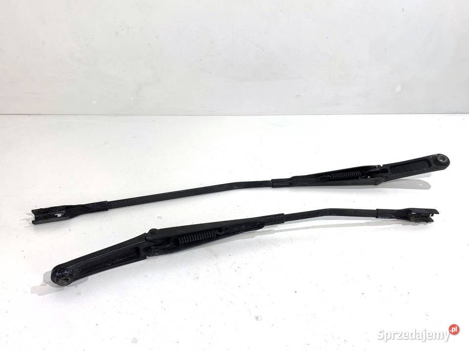 RAMIĘ WYCIERACZKI KOMPLET PRZÓD AUDI A4 B9