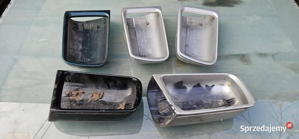 Obudowa lusterka prawa mercedes w202 w210