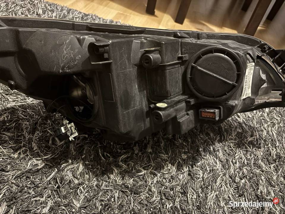 Lampy Opel Astra J 2010 Lampy przednie Chęciny sprzedam