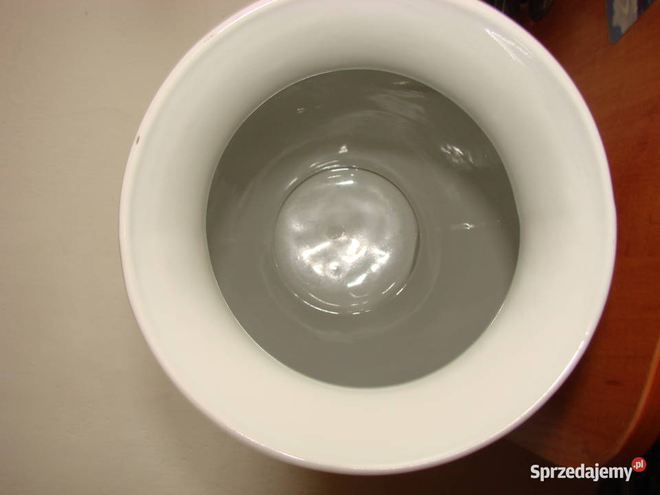 JW im Obrońców WybrzeżaGdynia 1989 wazon Lubiana sprzedam