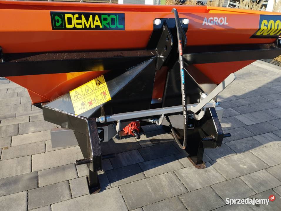 Rozsiewacz do nawozu dwutalerzowy hydrauliczny Włosań