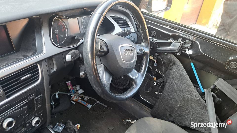 Sprzedam Audi A4 B8 liftingu wersja angielska 16500km