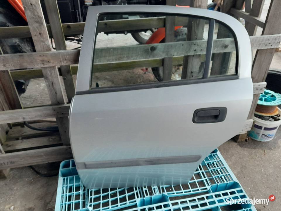 DRZWI LEWY TYŁ OPEL ASTRA 2 G Skierniewice sprzedam