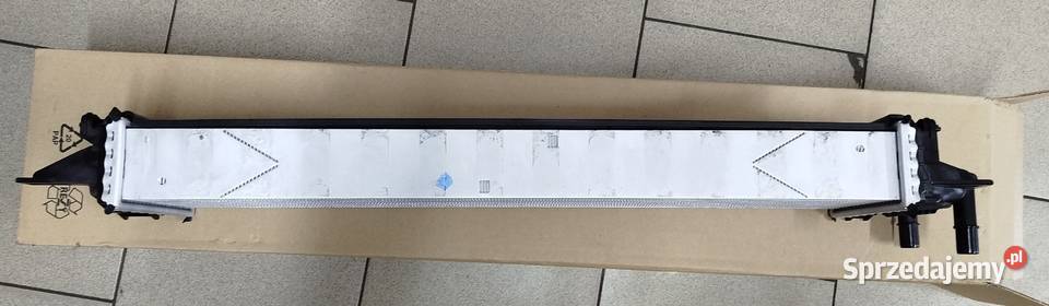 Dodatkowa chłodnica do chłodnicy powietrza Ford Łódź