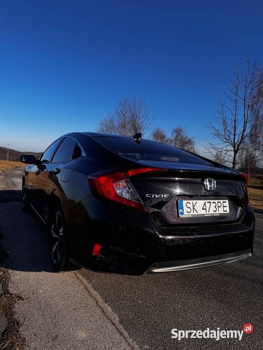 Honda Civic x 15t sedan salon polska ASO bezwypa serwisowany w ASO Kraków sprzedam