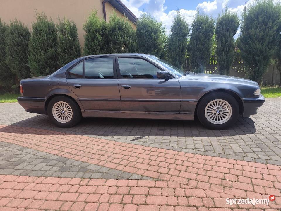 BMW 7 e 36 e 38 sedan 28 ccm gaz skrzynia Kielce