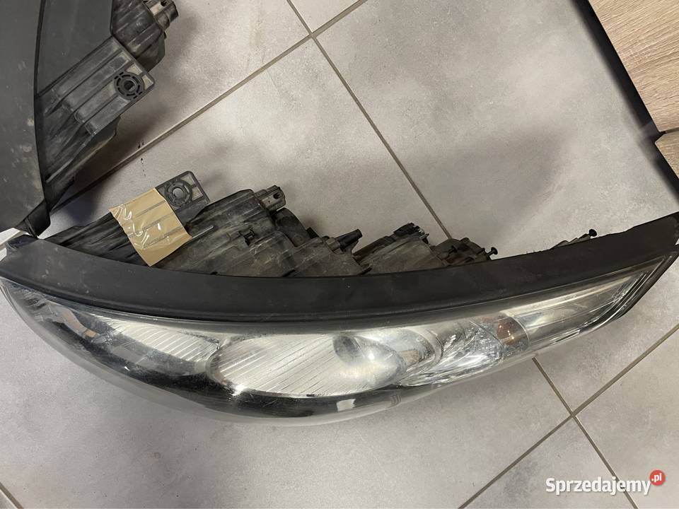 Hyundai IX 35 reflektor przód kpl Kozubszczyzna