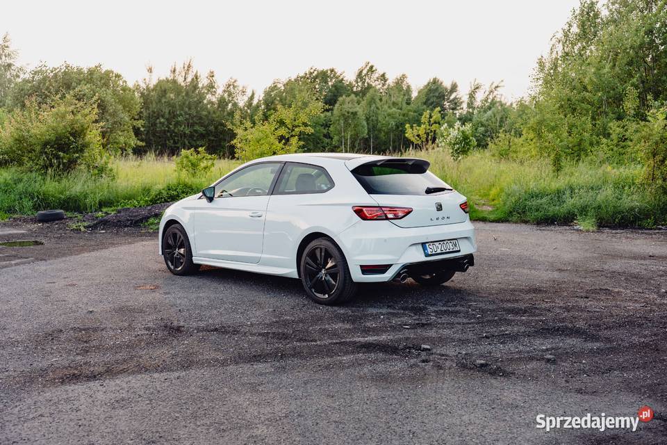 SEAT LEON SC AERO Black Edition 20 TDI 150 światła przeciwmgielne Dąbrowa Górnicza