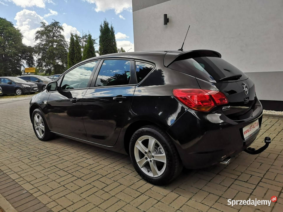 Opel Astra 14 16v 140 Klima Tempomat Sensory 140KM Strzegom sprzedam