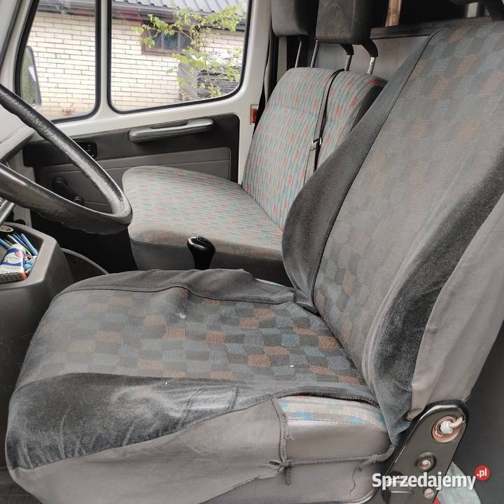 Sprzedam Mercedes Benz 208D nie świętokrzyskie sprzedam