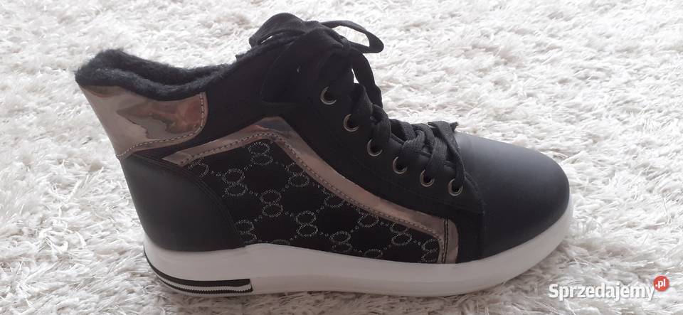 Nowe ocieplane sneakersy r 40 Pasym
