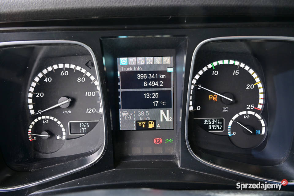 Mercede s Burto firanka Rok produkcji 2017 Warszawa