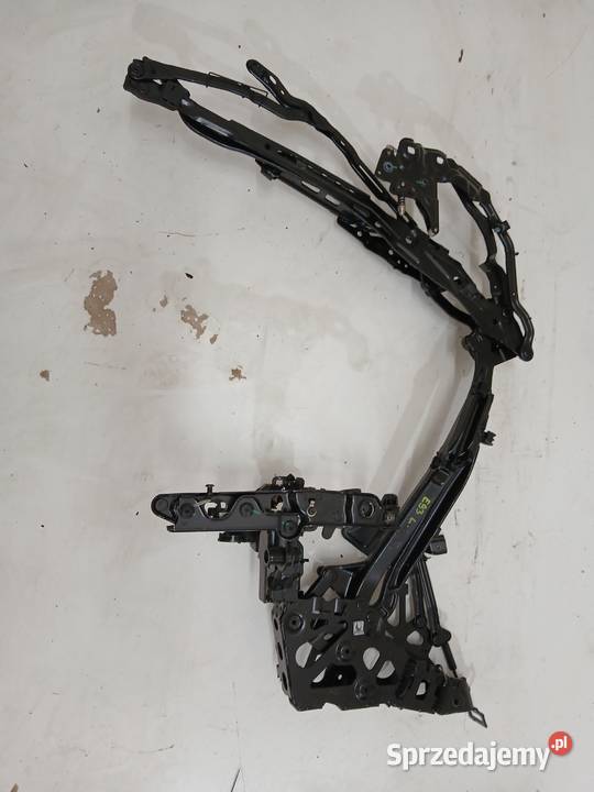 ZAWIAS DACHU LEWY BMW E93 osobowe Strzyżewice