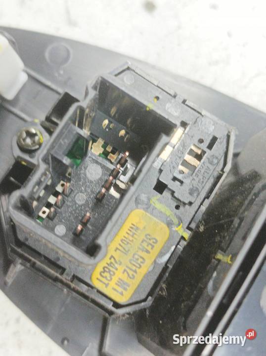 PRZEŁĄCZNIK SZYB C8HHA4GF72 Honda Accord VII