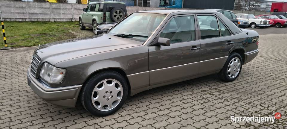 Mercedes W124 200E 1990 benzyna klimatyzacja bez elektryczne szyby Zgierz sprzedam