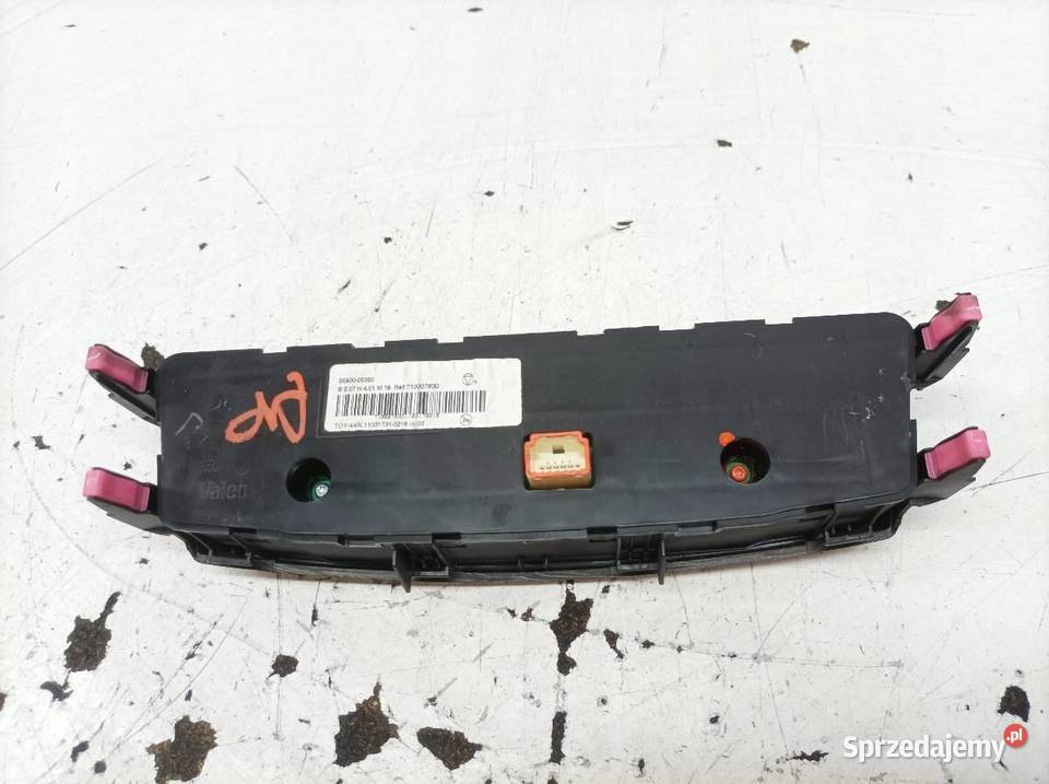 PANEL NAWIEWU 5590005320 Toyota Avensis III 2009 osobowe sprzedam