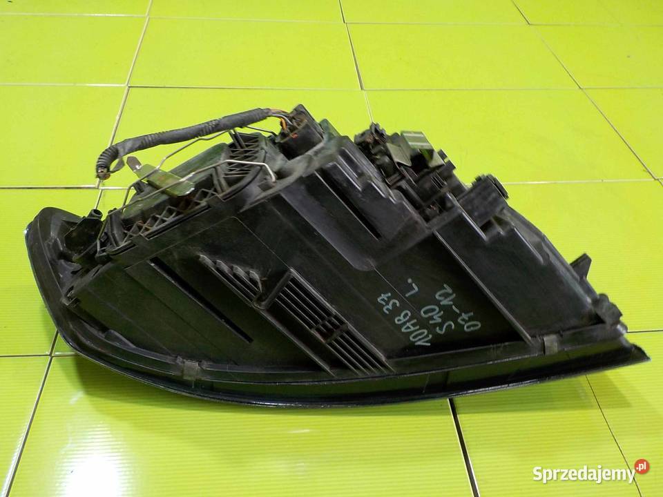 VOLVO S40 II LIFT 09r lampa lewa przod 31265700 Suków