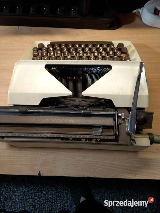 Maszyna do pisania Łucznik 1303 Pozostałe Tomaszów Mazowiecki sprzedam
