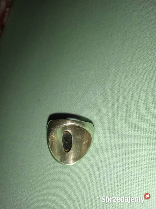 Pierścionek srebrny z oczkiem Kraśnik